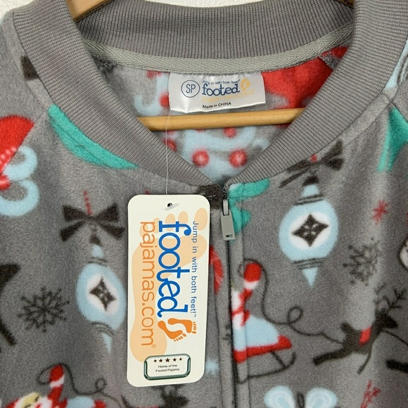 Footed Christmas Pijama Man Gray Sz: S - Picture 6 of 6